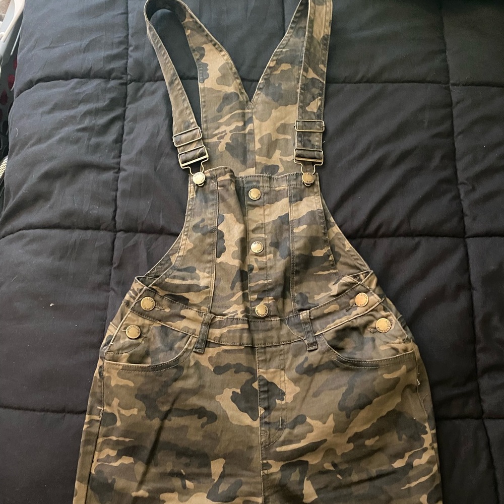 Skinny jean camo overalls